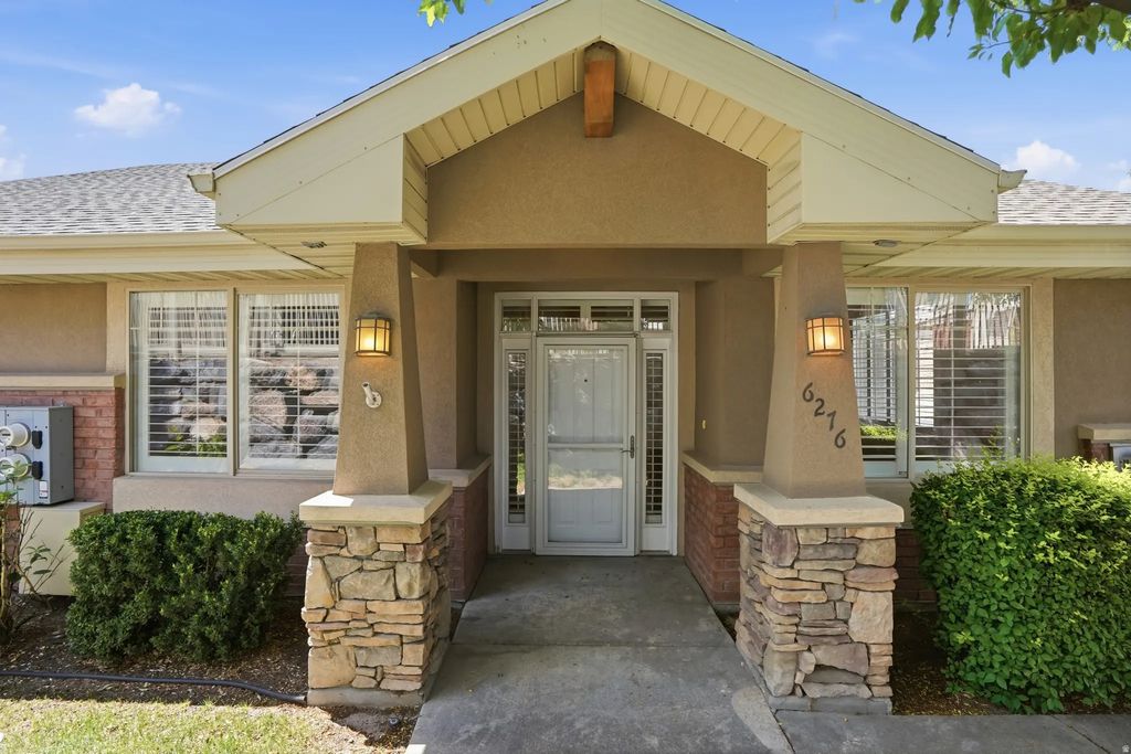 6276 S Laura Jo Ln, Taylorsville