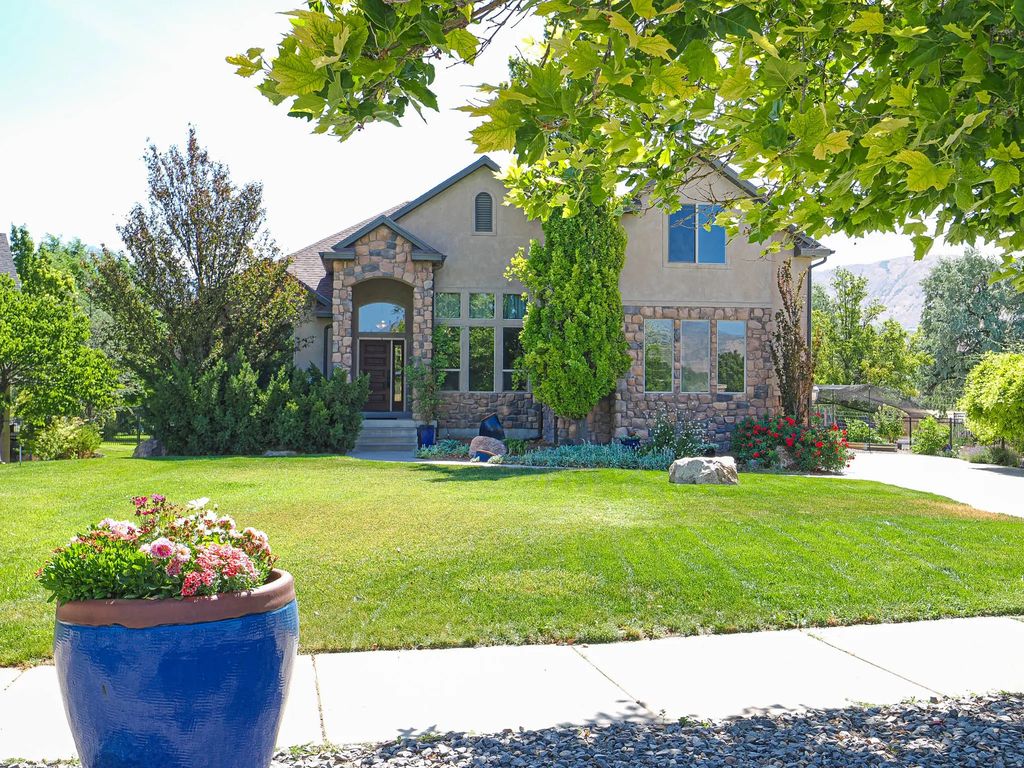 14441 S Peacock Midge Dr 15, Bluffdale