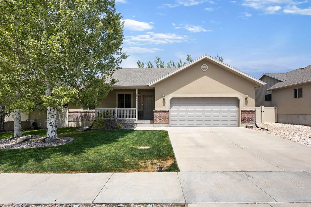 2117 E Partridge Ln, Eagle Mountain
