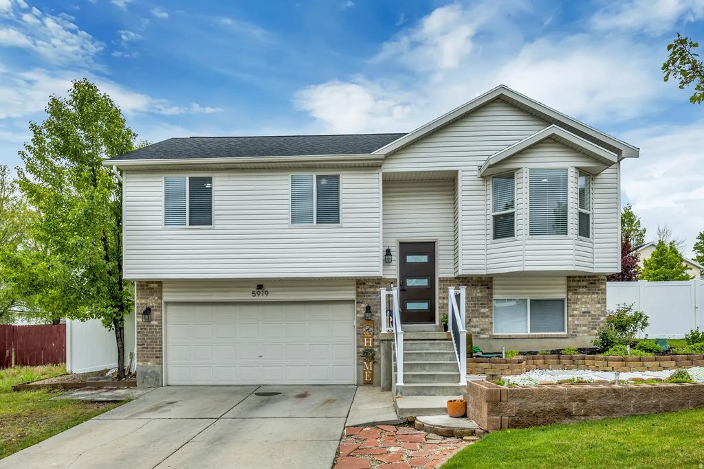 5919 W Feldspar Way, West Jordan