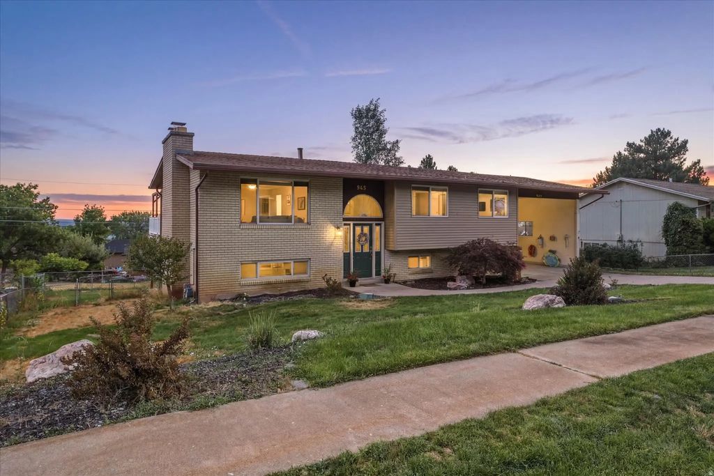 945 E 3100 N, North Ogden