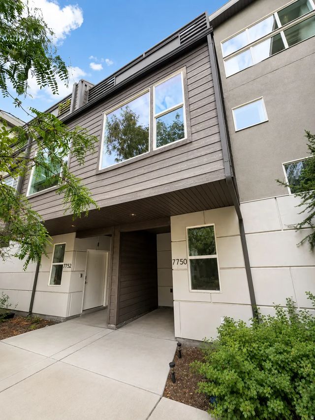 7750 S Rooftop Dr W, Midvale