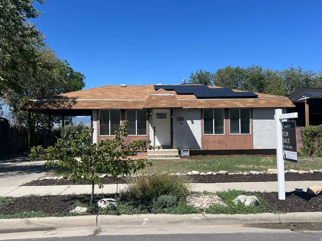 9434 S Turnpike Ln S, Sandy