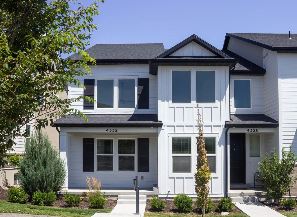 4332 W Watchmen Way, Herriman