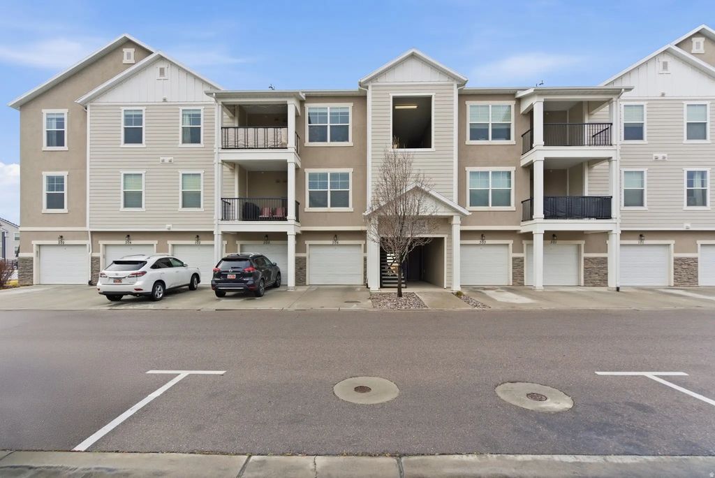 13092 S Tortola Dr W 304, Herriman