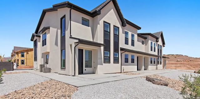 1095 W Albertine Ln, St. George