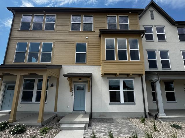 1558 N 1875 W 245, Layton