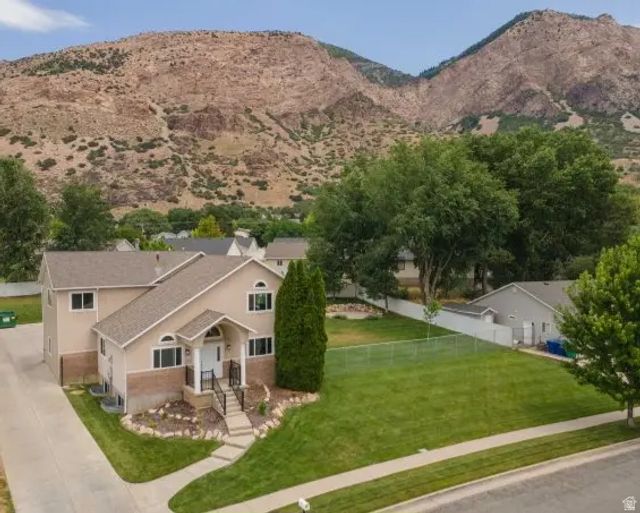 818 N 950 E, Ogden