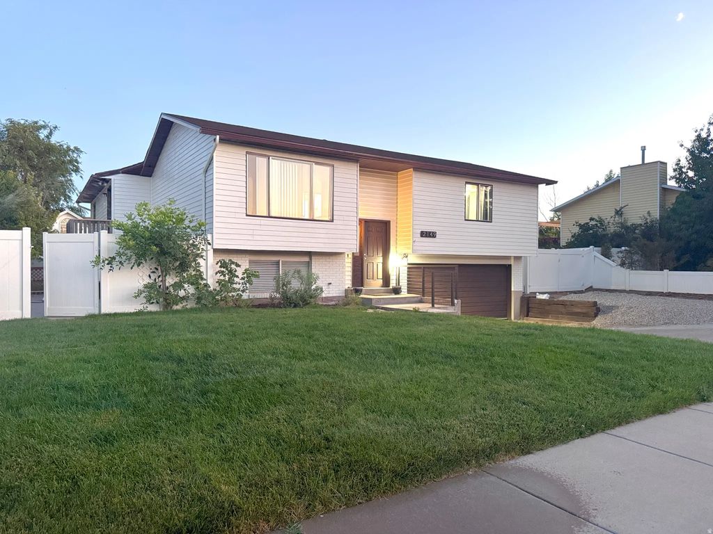 2149 W 12920 S, Riverton