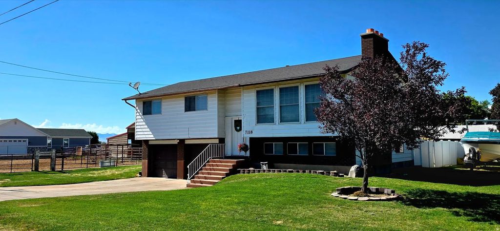7118 W 5100 S, Hooper