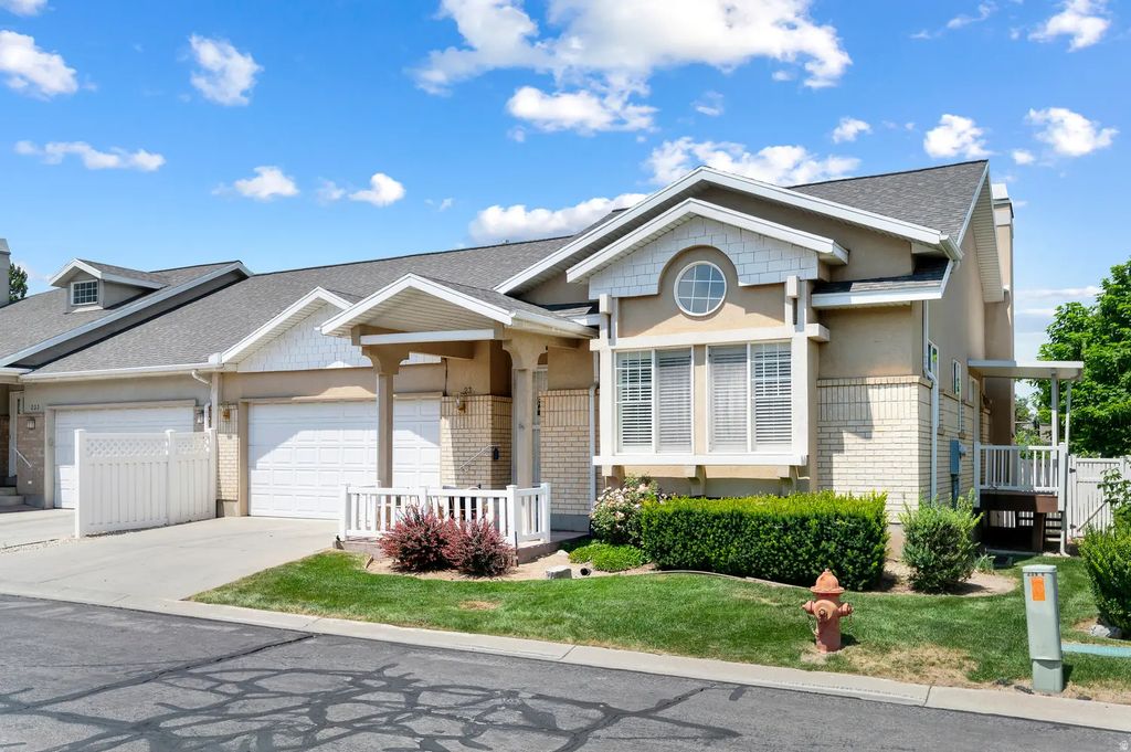 239 E Cottage Wood Ln S, Murray
