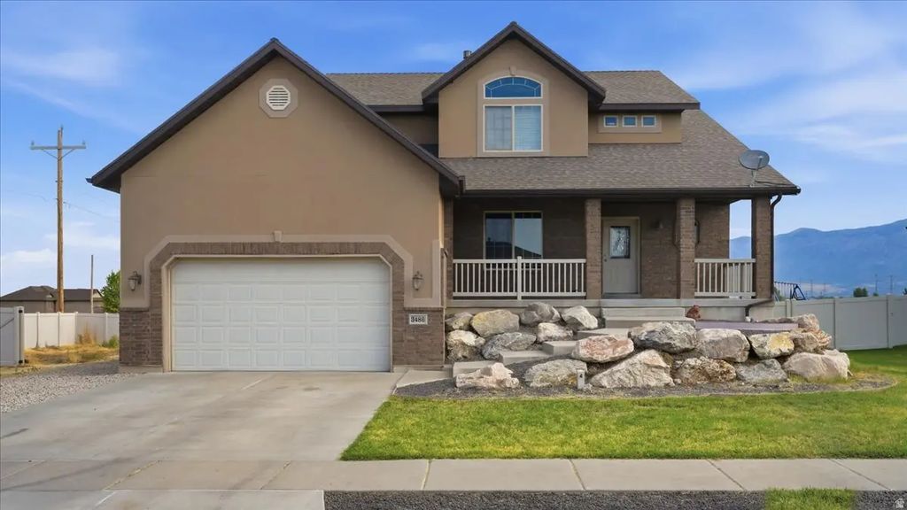 3486 W 2000 S, Ogden