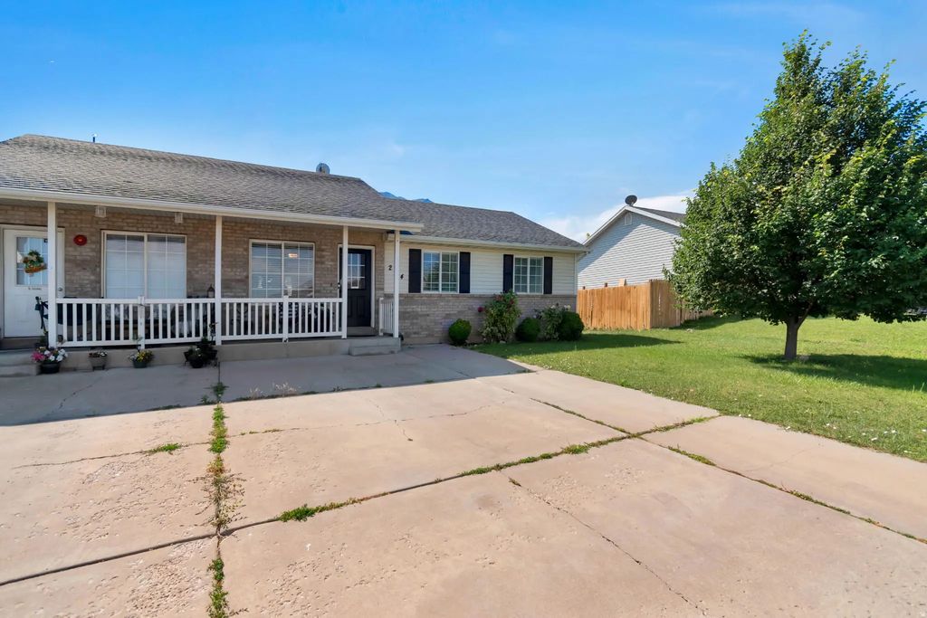 254 N 700 E, Santaquin