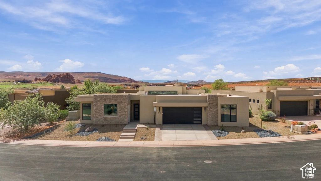 3172 Red Sands Way, Hurricane