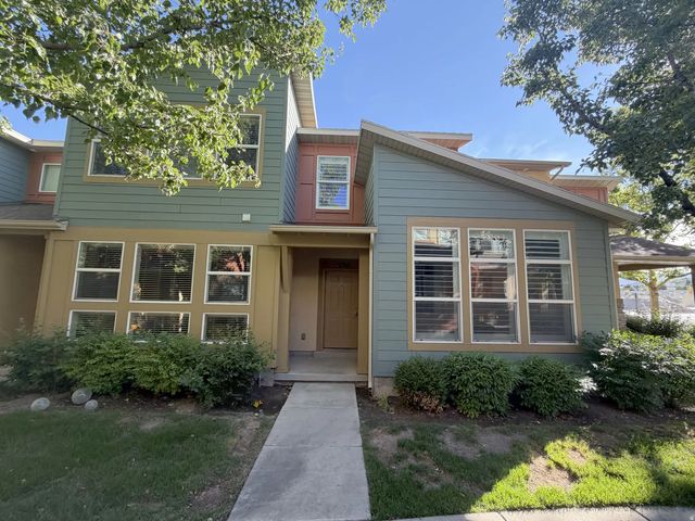 3788 W Mandrake View Ct S, South Jordan
