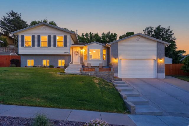 11875 S Elm Ridge Rd, Sandy