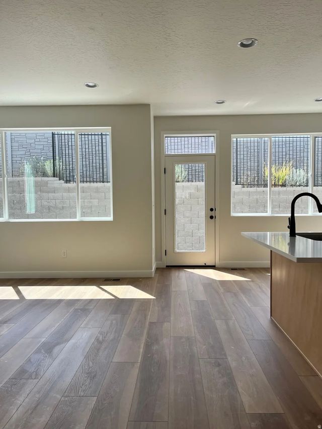 6842 S Survey Peak Ln 311, West Jordan