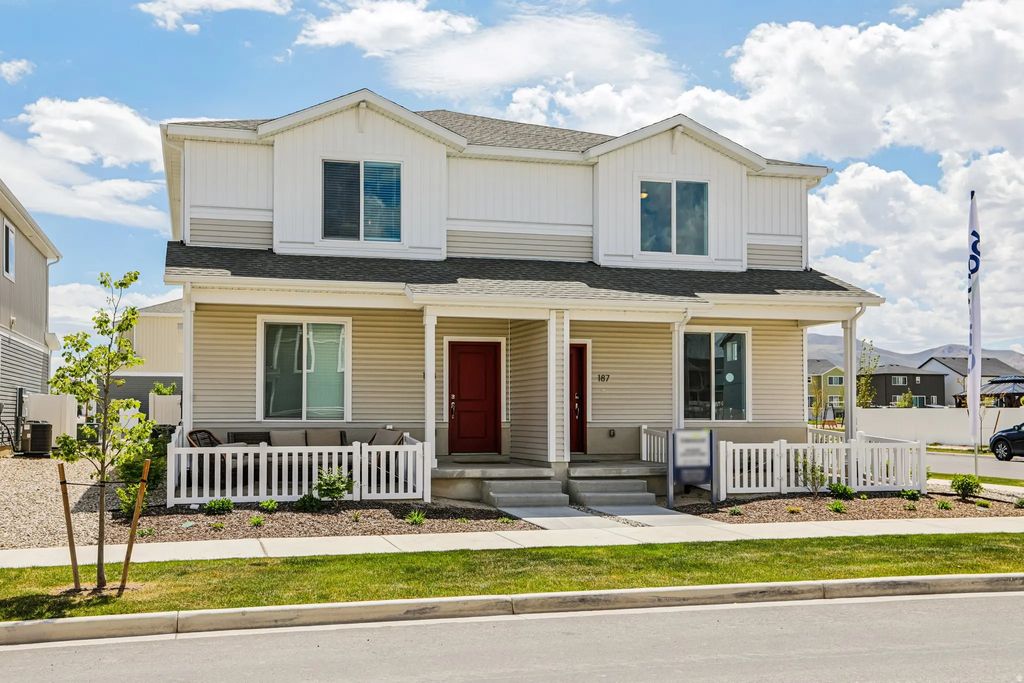 256 E Browns Creek St 129, Saratoga Springs