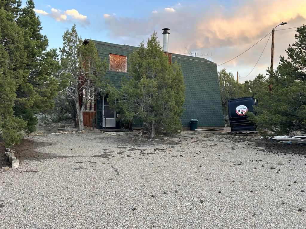 8450 S 34790 W, Fruitland