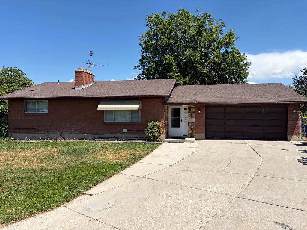 5277 S Samuel Ct, Taylorsville