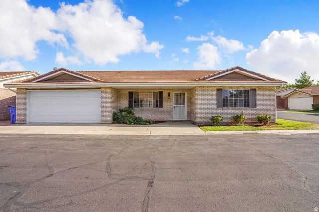 1040 E 900 S 12, St. George