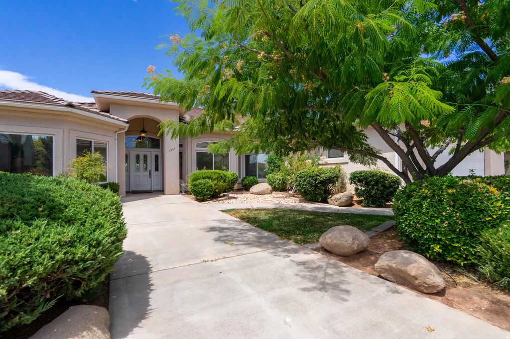 1547 E Boulder Springs Dr, St. George