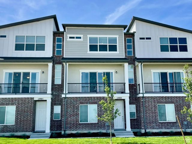 12921 S Burr Trail Ct 586, Riverton