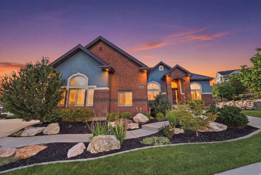1182 W Fallow Way, Pleasant View