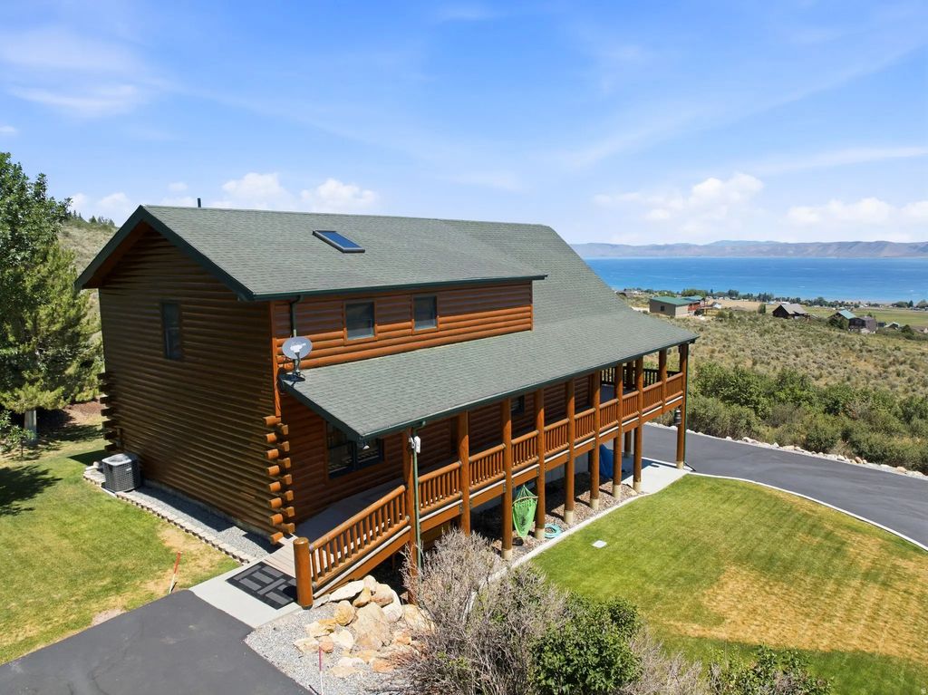 2449 S Paint Brush Dr, Garden City