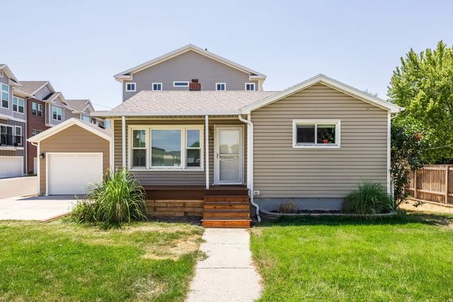 658 E Locust St, Sandy