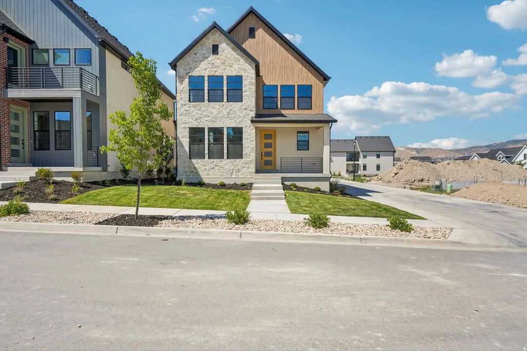 4246 W Bergen Ln, Lehi