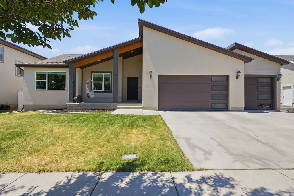 699 S Jubilee Dr, Saratoga Springs