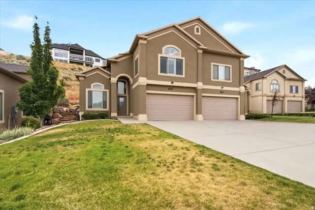 725 Eagle Pass, North Salt Lake