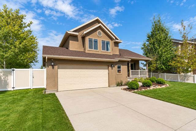 6609 N Sky Heights Dr E, Stansbury Park