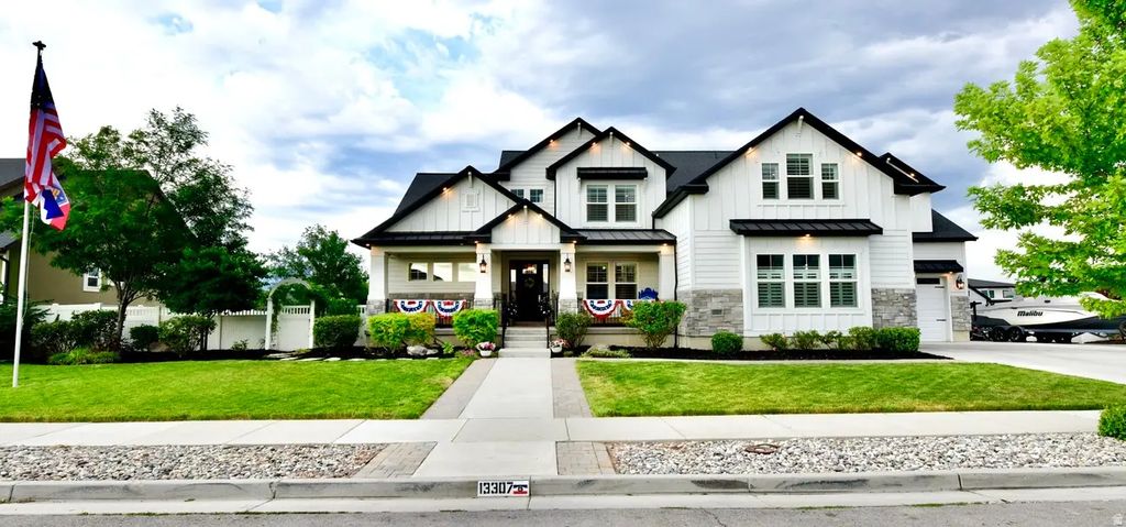 13307 S Heritage Farm Cv, Riverton