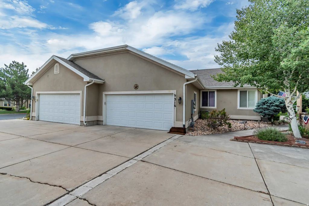 316 E Pavilion Cir, Saratoga Springs