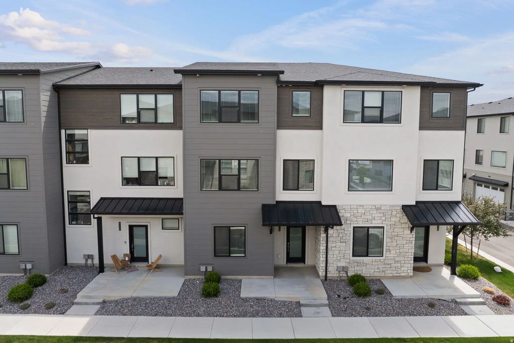 516 S 1040 W, American Fork