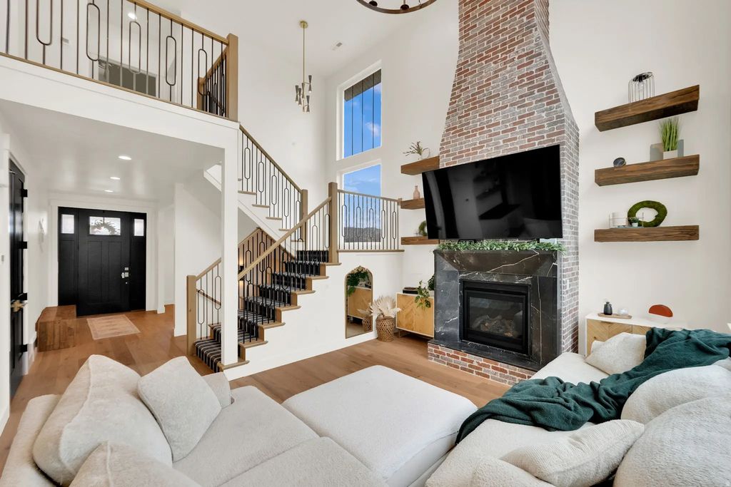 9029 N Cornwall Way, Eagle Mountain
