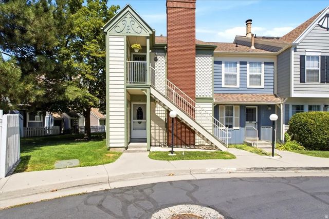 1364 W Beacon Dr, Taylorsville