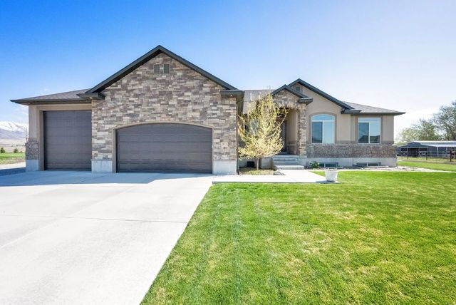 302 Old Farm Rd, Erda