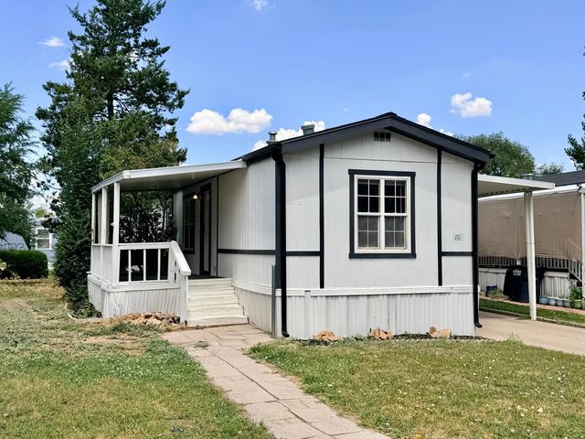 820 W Big Mountain Dr, Taylorsville