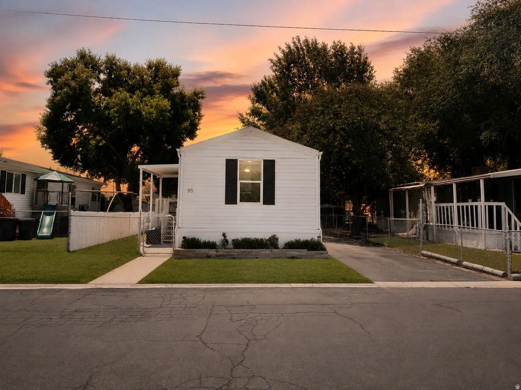 1375 W 500 N 95, Provo