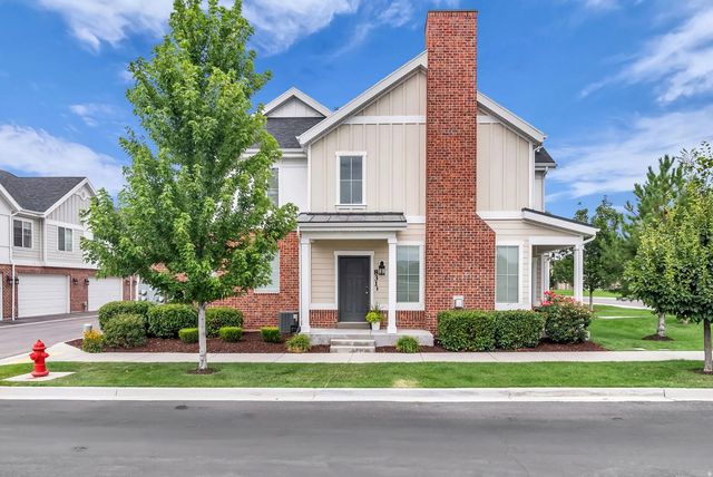 831 E Oakhampton Dr, Sandy