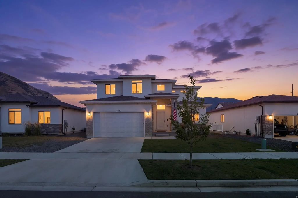815 W Powderwood Ln, Mapleton