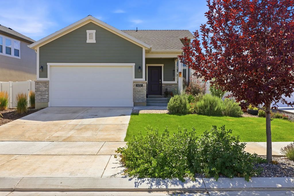 6152 N Sheps Ridge Rd E, Eagle Mountain