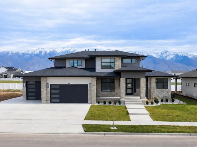 316 N Amber Ln, Layton