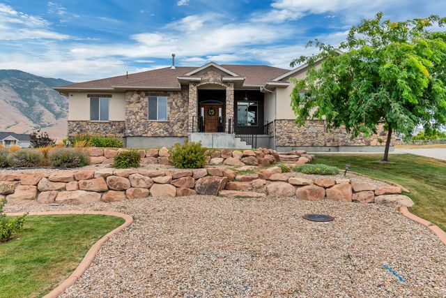 7296 N Ridge Rd, Lake Point