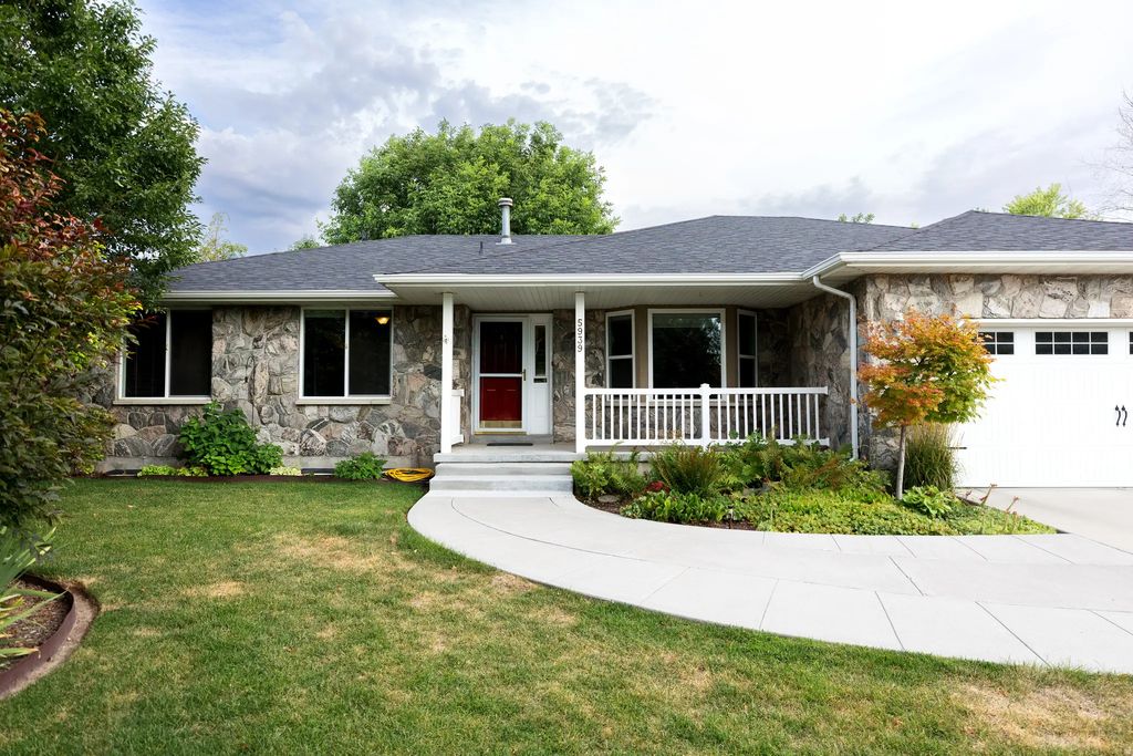 5939 S Noble Oaks Cir, Murray