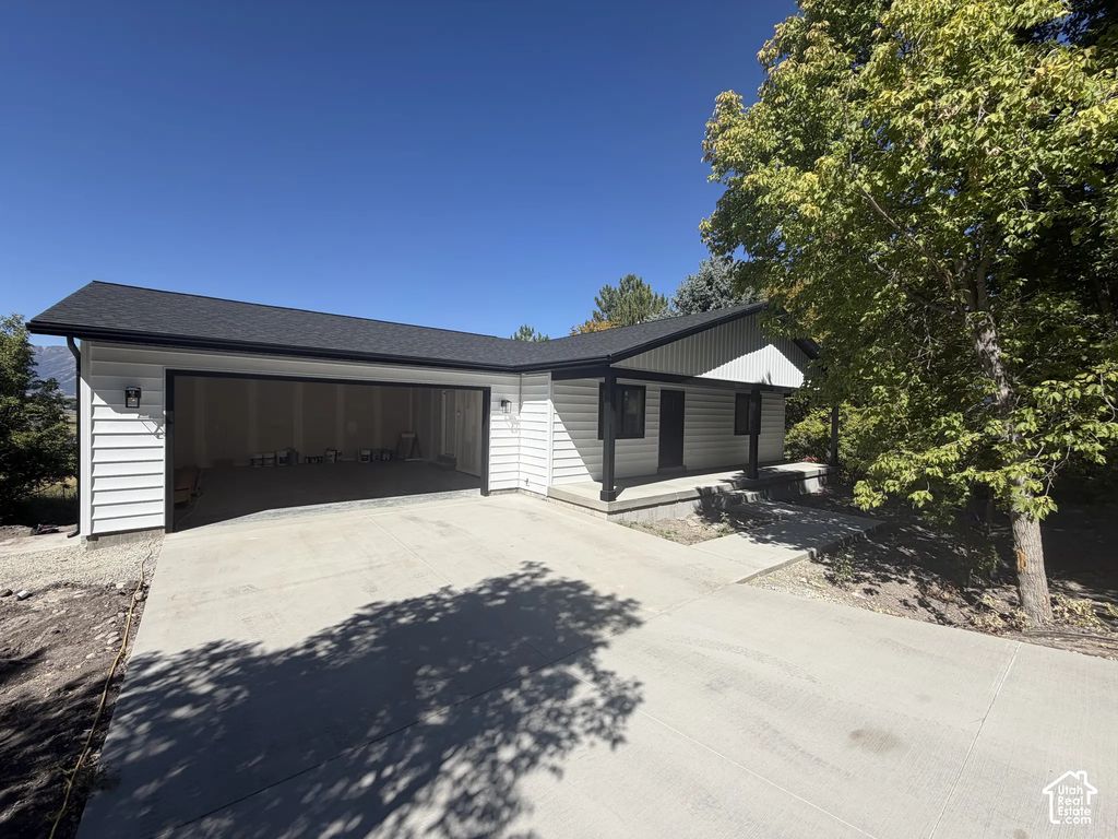 351 N 600 E, Hyrum