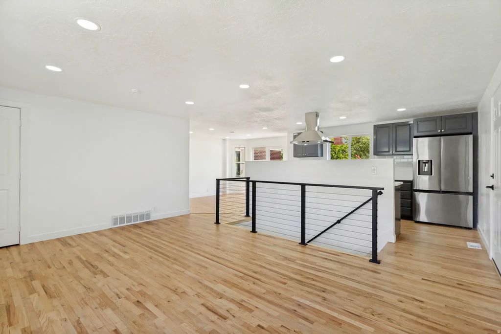 282 E 1400 N, Bountiful